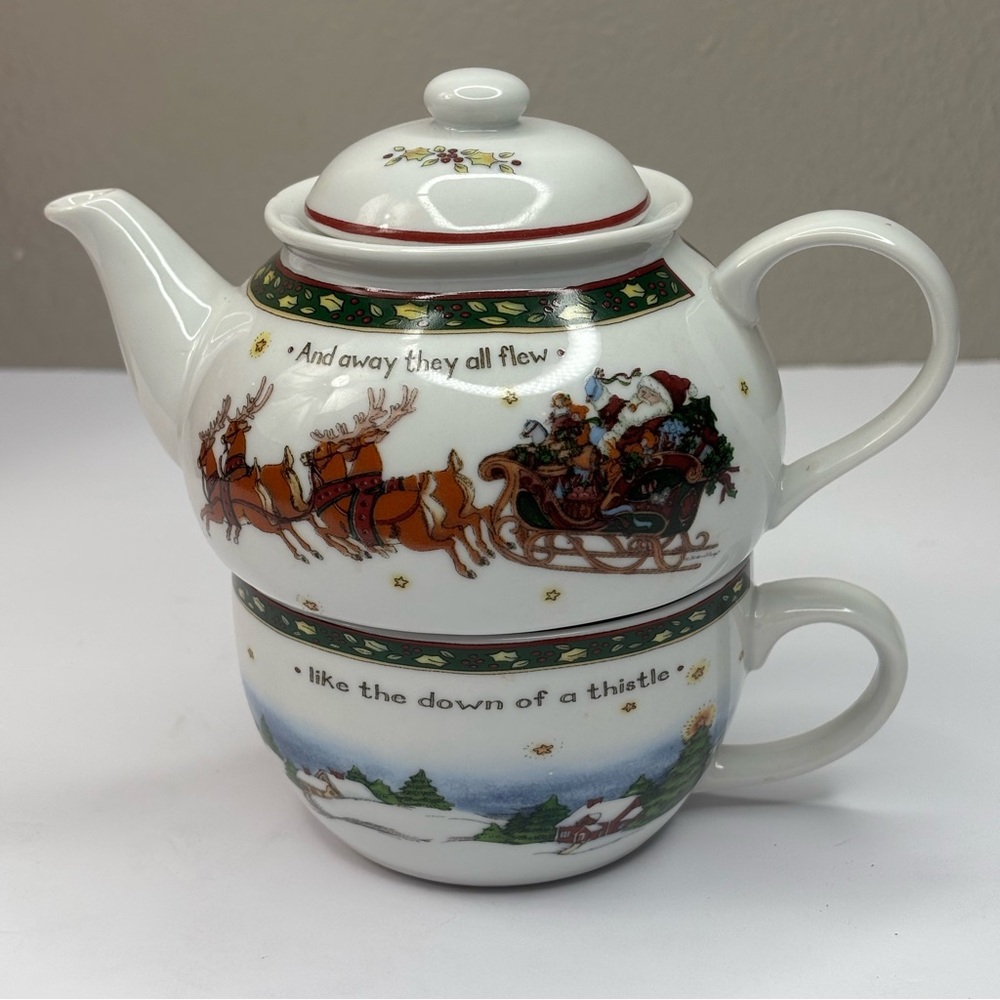 Portmeirion Festive Santa Sleigh Tea for One Porcelain Tea Pot A Christmas Story